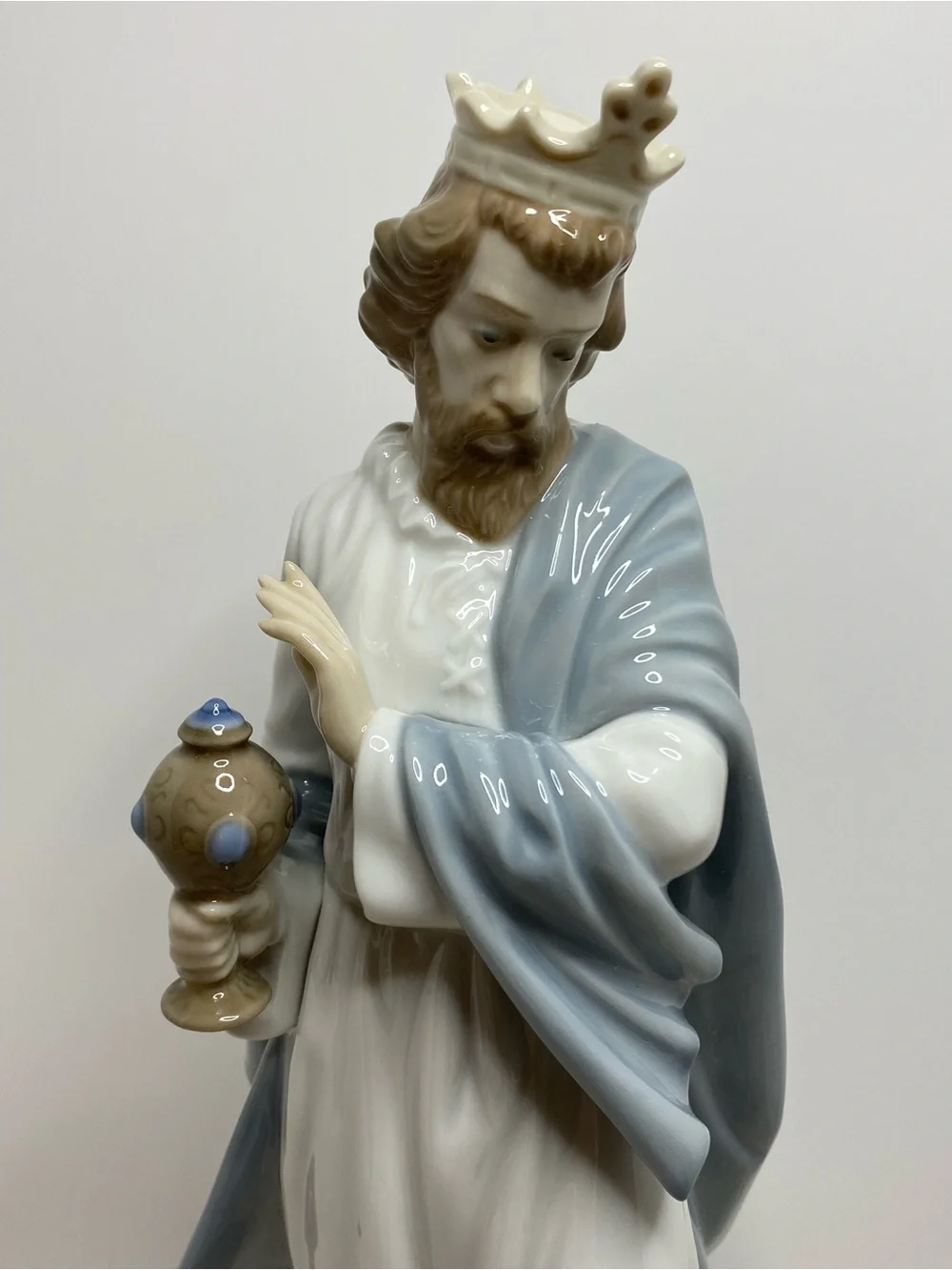 Nap by Lladro Nativity Porcelain Figurine KING GASPAR WITH CUP Christmas 00412